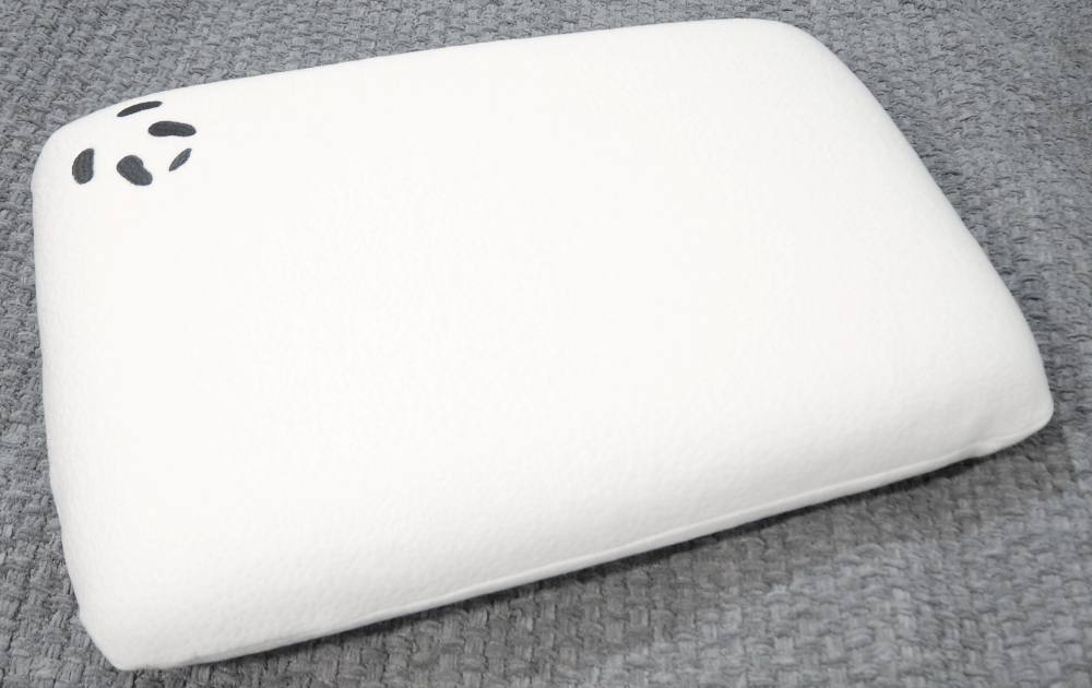 panda memory foam pillow