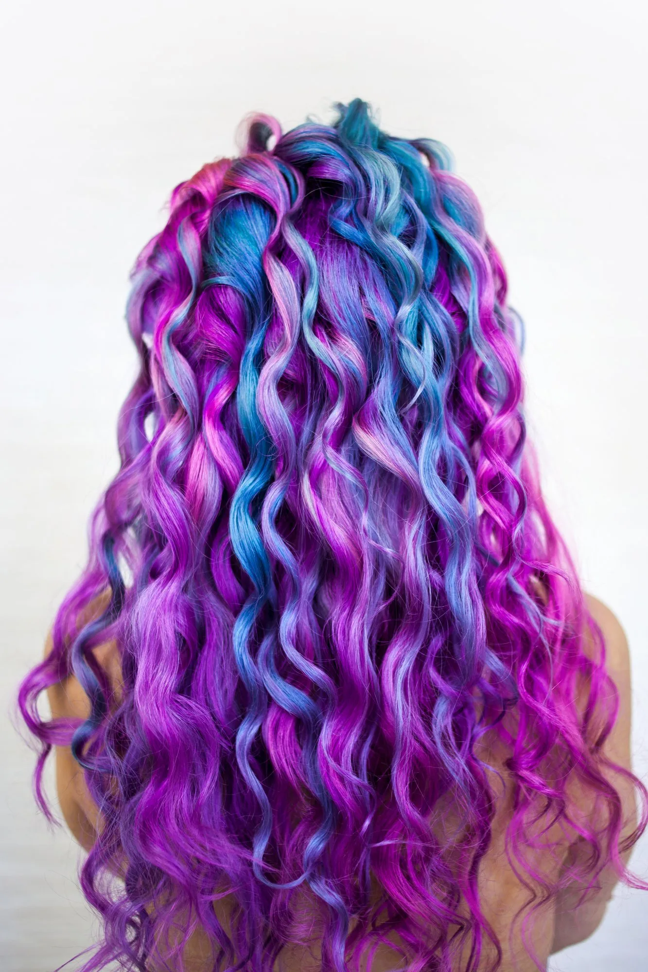 Do Hairdressers Hate Box Dye? [The HONEST Reason]