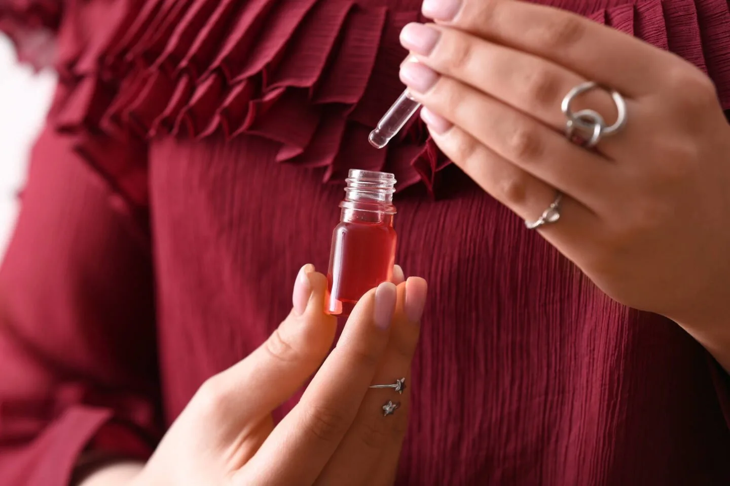 How To Remove Sticky Residue From Gel Nails Without Alcohol