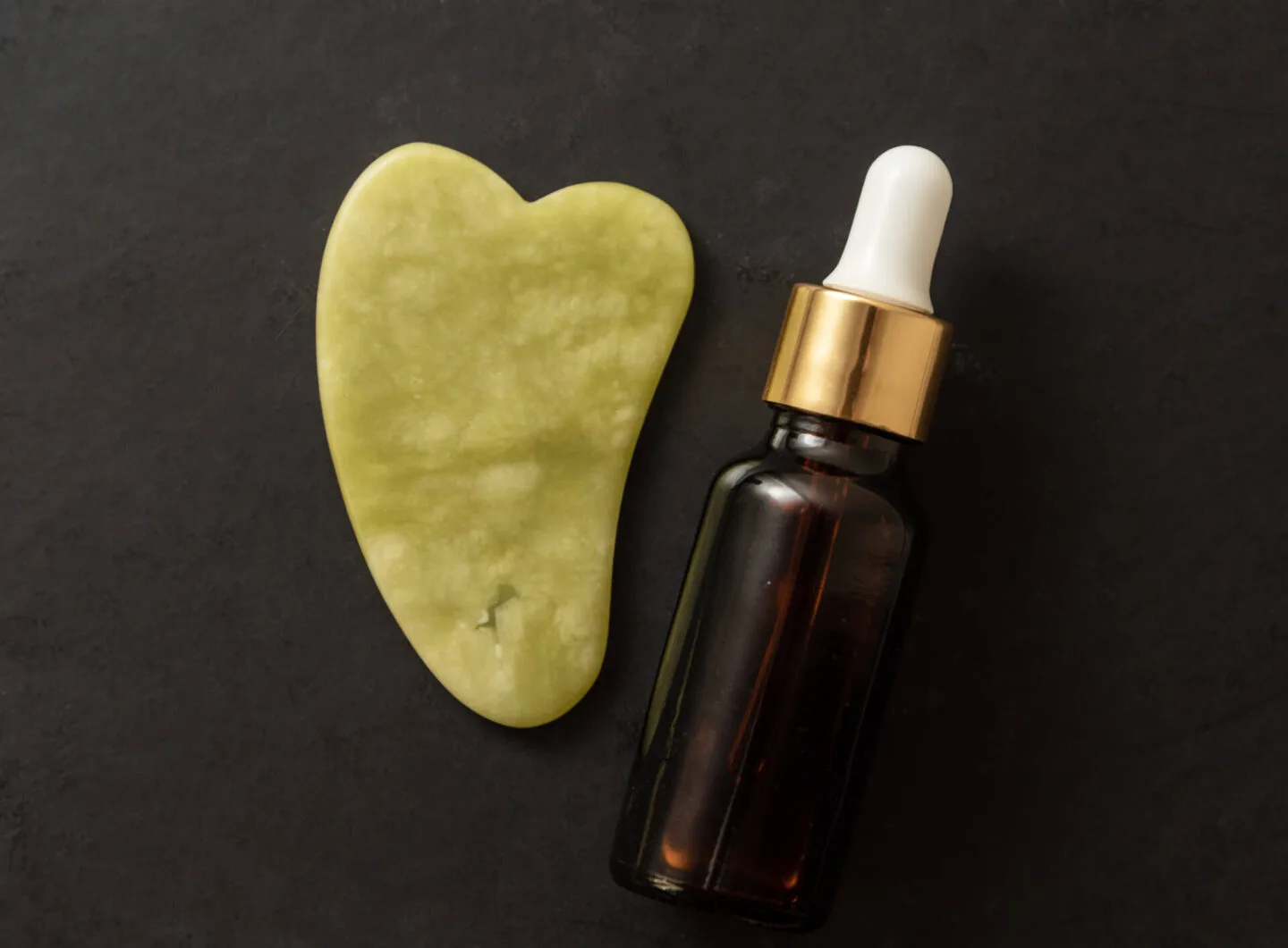 Best Gua Sha Oil For Acne Prone Skin [Best Face Oils]