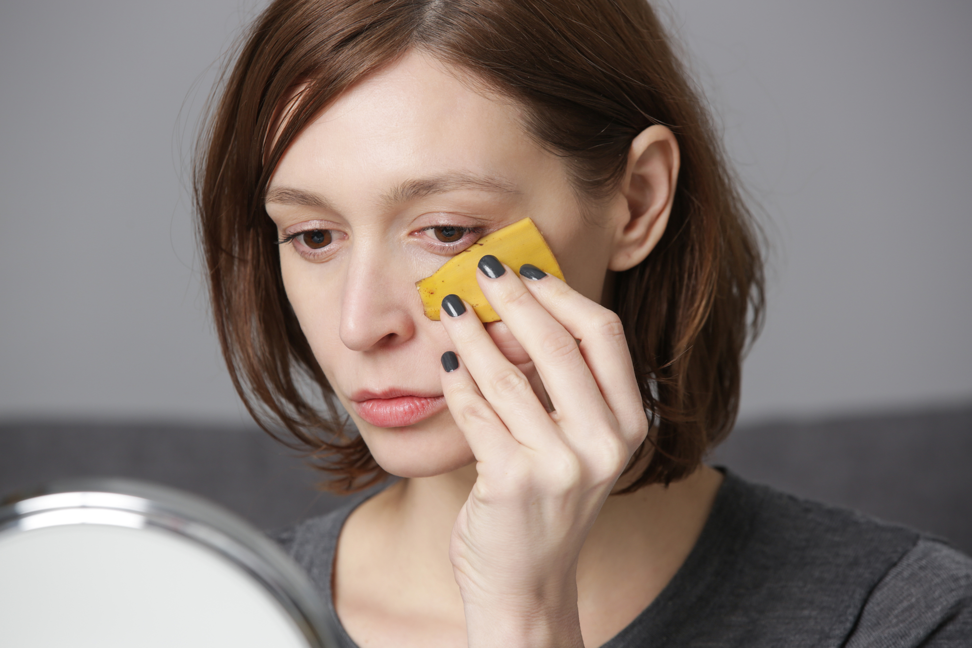 Using a banana peel to improve the appearance of fines lines and wrinkles