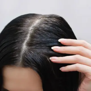 How to Brighten Gray Hair Naturally for a Stunning Silver Glow