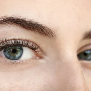 Can You Dye Your Eyelashes?