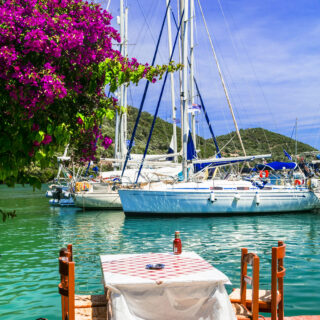 How to Plan a Greek Islands Vacation for the First Time