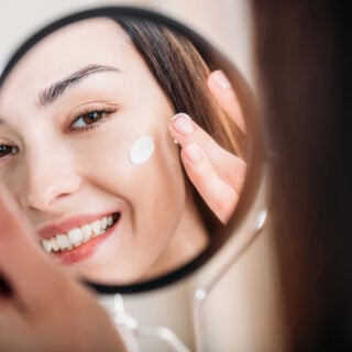 How To Keep Your Skin Healthy Throughout The Summer