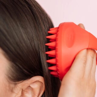 Effective Haircare Tips To Prevent a Dry and Flaky Scalp